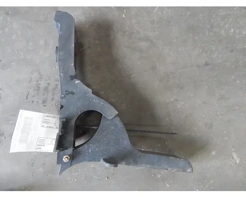 FREIGHTLINER Cascadia Bracket, Cab Extender