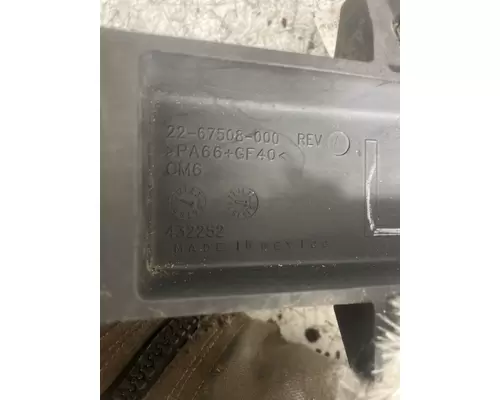 FREIGHTLINER Cascadia Bracket, Cab Extender