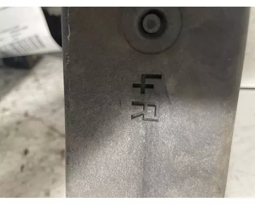 FREIGHTLINER Cascadia Bracket, Cab Extender