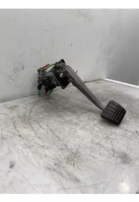 FREIGHTLINER Cascadia Brake / Clutch Pedal Box