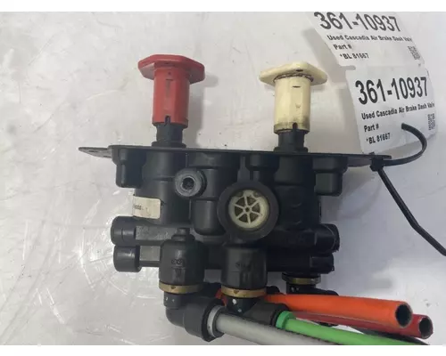 FREIGHTLINER Cascadia Brake Air Valve