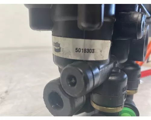 FREIGHTLINER Cascadia Brake Air Valve