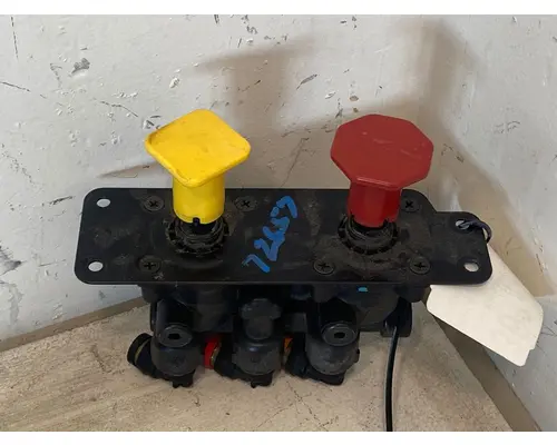 FREIGHTLINER Cascadia Brake Proportioning Valve