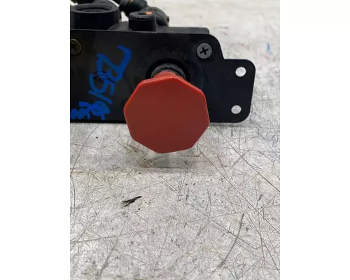 FREIGHTLINER Cascadia Brake Proportioning Valve