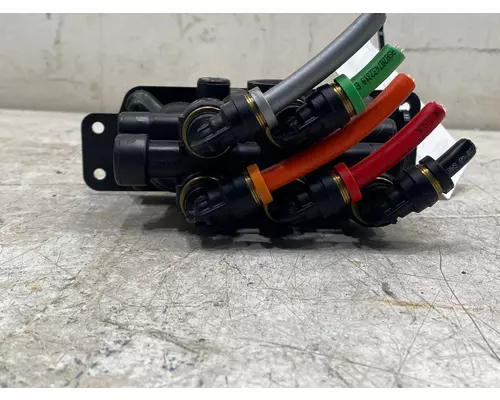 FREIGHTLINER Cascadia Brake Proportioning Valve
