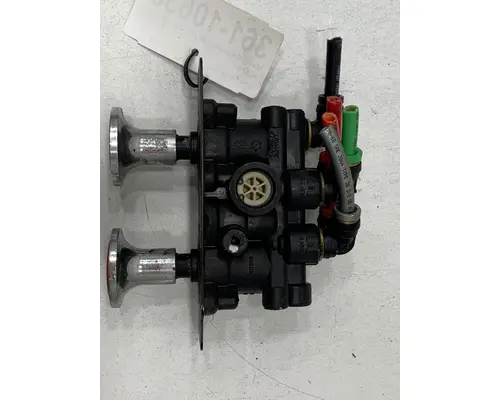 FREIGHTLINER Cascadia Brake Proportioning Valve