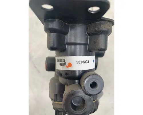 FREIGHTLINER Cascadia Brake Proportioning Valve