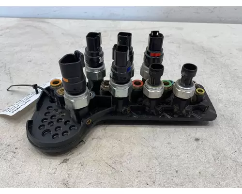 FREIGHTLINER Cascadia Brake Proportioning Valve