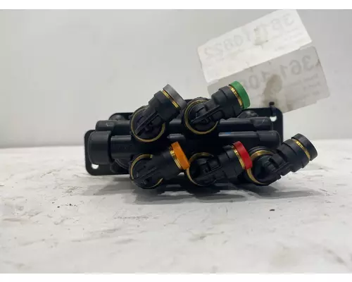 FREIGHTLINER Cascadia Brake Proportioning Valve