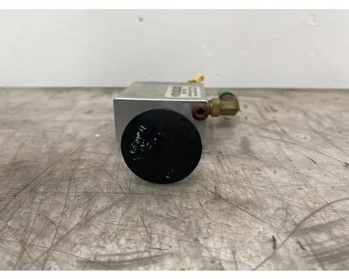 FREIGHTLINER Cascadia Brake Proportioning Valve