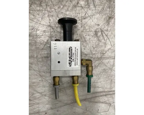FREIGHTLINER Cascadia Brake Proportioning Valve