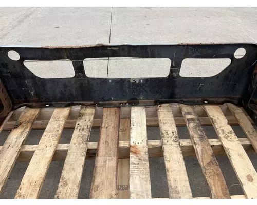 FREIGHTLINER Cascadia Bumper Assembly, Front