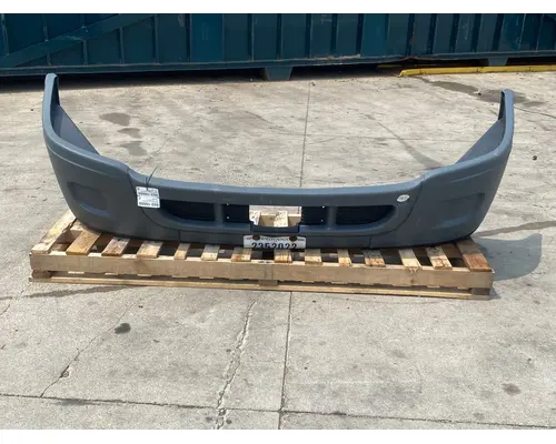 FREIGHTLINER Cascadia Bumper Assembly, Front