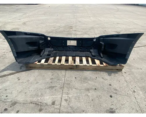 FREIGHTLINER Cascadia Bumper Assembly, Front
