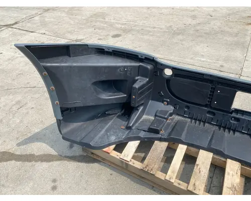 FREIGHTLINER Cascadia Bumper Assembly, Front