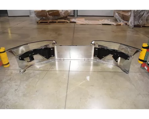 FREIGHTLINER Cascadia Bumper Assembly, Front
