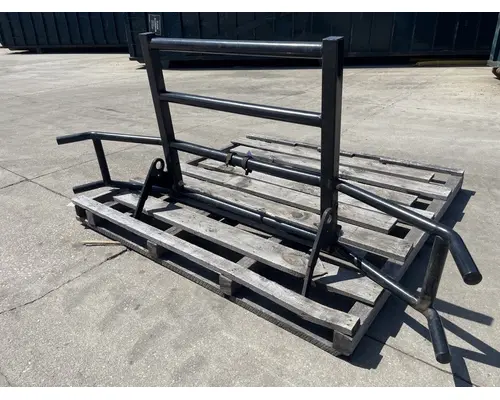 FREIGHTLINER Cascadia Bumper Assembly, Front