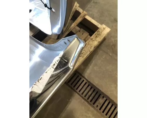 FREIGHTLINER Cascadia Bumper Assembly, Front