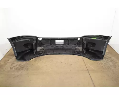 FREIGHTLINER Cascadia Bumper Assembly, Front