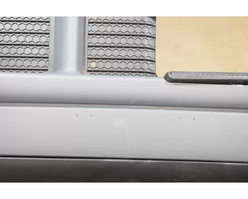 FREIGHTLINER Cascadia Bumper Assembly, Front