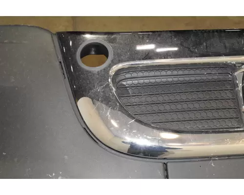 FREIGHTLINER Cascadia Bumper Assembly, Front
