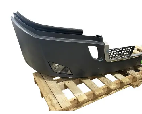 FREIGHTLINER Cascadia Bumper Assembly, Front