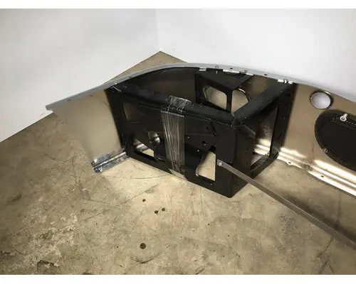 FREIGHTLINER Cascadia Bumper Assembly, Front