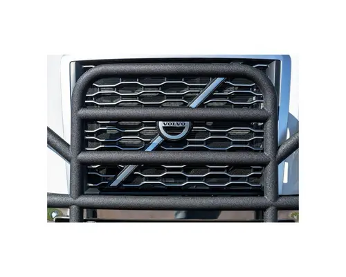 FREIGHTLINER Cascadia Bumper Assembly, Front