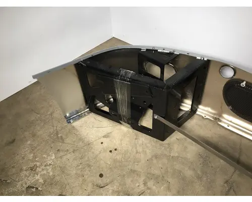 FREIGHTLINER Cascadia Bumper Assembly, Front