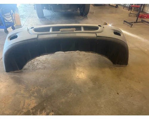 FREIGHTLINER Cascadia Bumper Assembly, Front