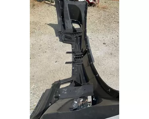 FREIGHTLINER Cascadia Bumper Assembly, Front