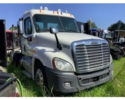 FREIGHTLINER Cascadia Bumper Assembly, Front