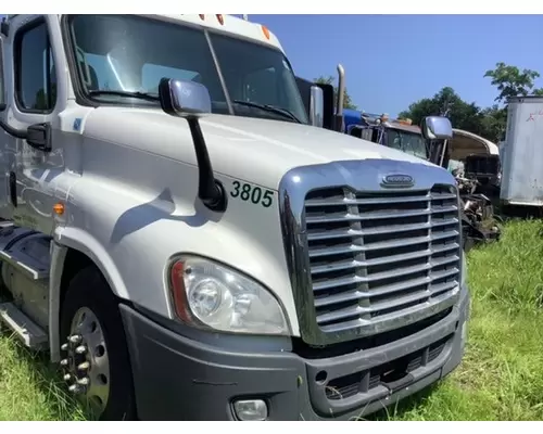 FREIGHTLINER Cascadia Bumper Assembly, Front