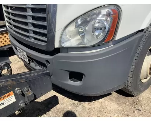 FREIGHTLINER Cascadia Bumper Assembly, Front