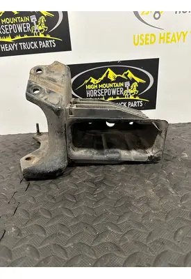 FREIGHTLINER Cascadia Bumper Bracket, Front