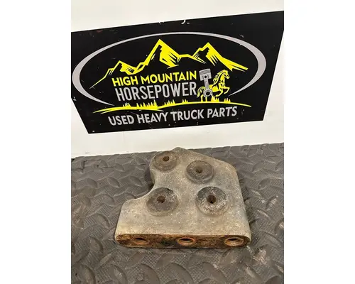 FREIGHTLINER Cascadia Bumper Bracket, Front