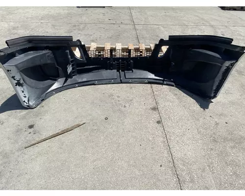 FREIGHTLINER Cascadia Bumper