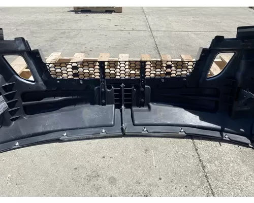 FREIGHTLINER Cascadia Bumper