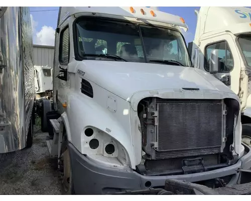 FREIGHTLINER Cascadia CAB CLIP