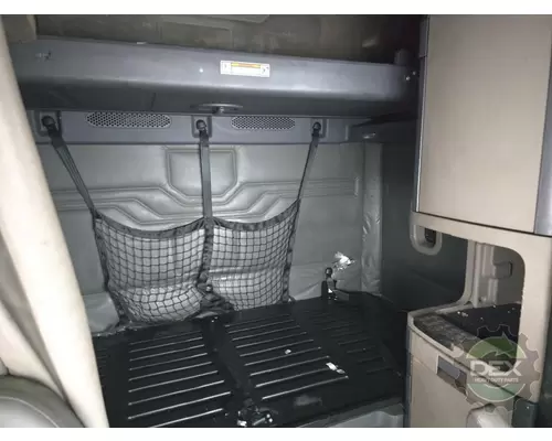 FREIGHTLINER Cascadia Cab