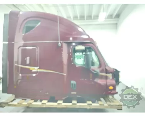 FREIGHTLINER Cascadia Cab