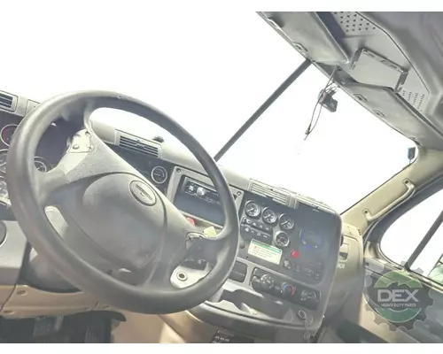 FREIGHTLINER Cascadia Cab