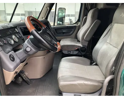 FREIGHTLINER Cascadia Cab