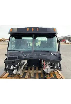 FREIGHTLINER Cascadia Cab
