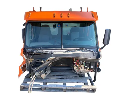FREIGHTLINER Cascadia Cab