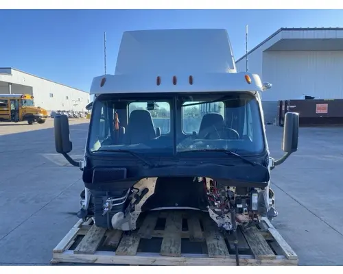 FREIGHTLINER Cascadia Cab