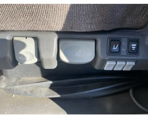 FREIGHTLINER Cascadia Cab