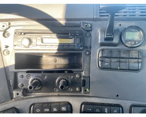 FREIGHTLINER Cascadia Cab