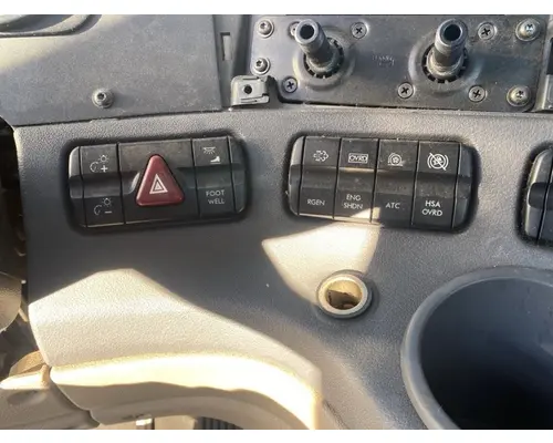 FREIGHTLINER Cascadia Cab