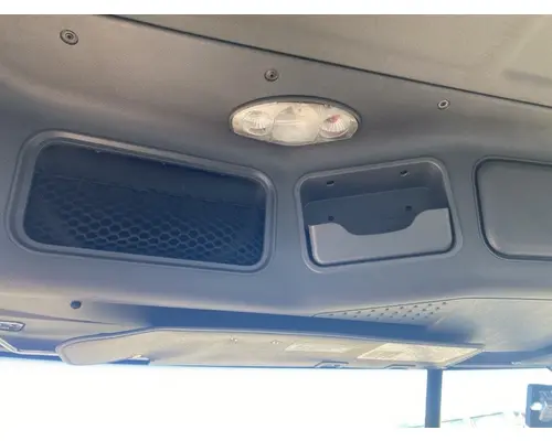 FREIGHTLINER Cascadia Cab